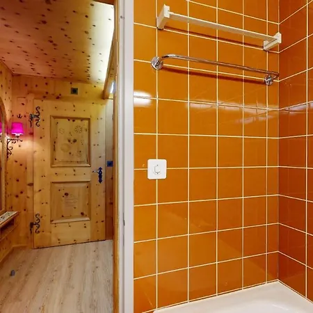 Abitaziun Skyline 201 *